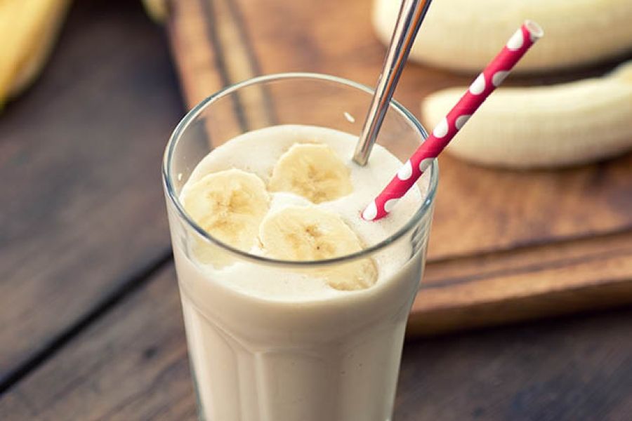 Pindakaas-banaan-smoothie_img900.jpg