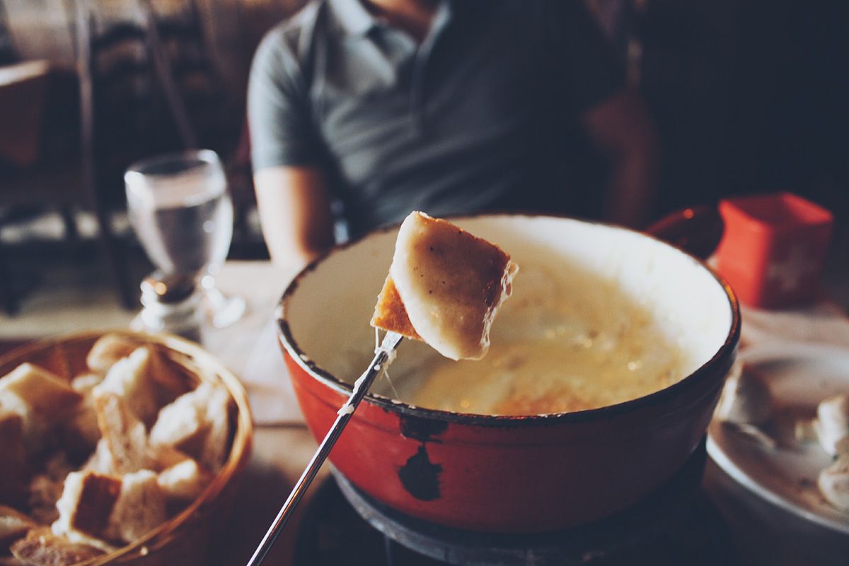 deze-nieuwe-vegan-kaasfondue-smaakt-naar-echte-kaas.jpg