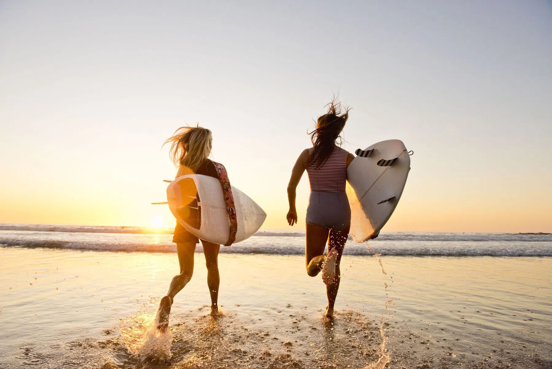in de schijnwerpers, surfen.jpg