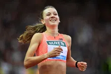 Thumbnail for article: Olympisch atlete Femke Bol vertelt open over haar onzekerheden en hoopt hiermee jonge meiden te inspireren