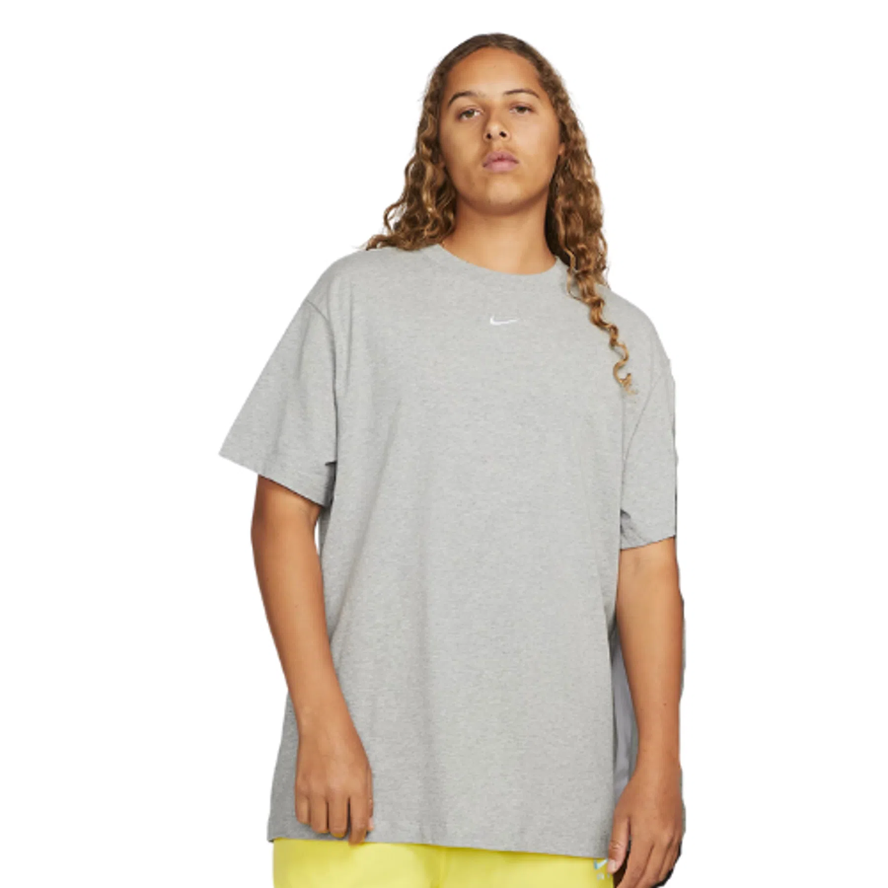 Dit zijn de mooiste oversized tops voor over jouw sportlegging
