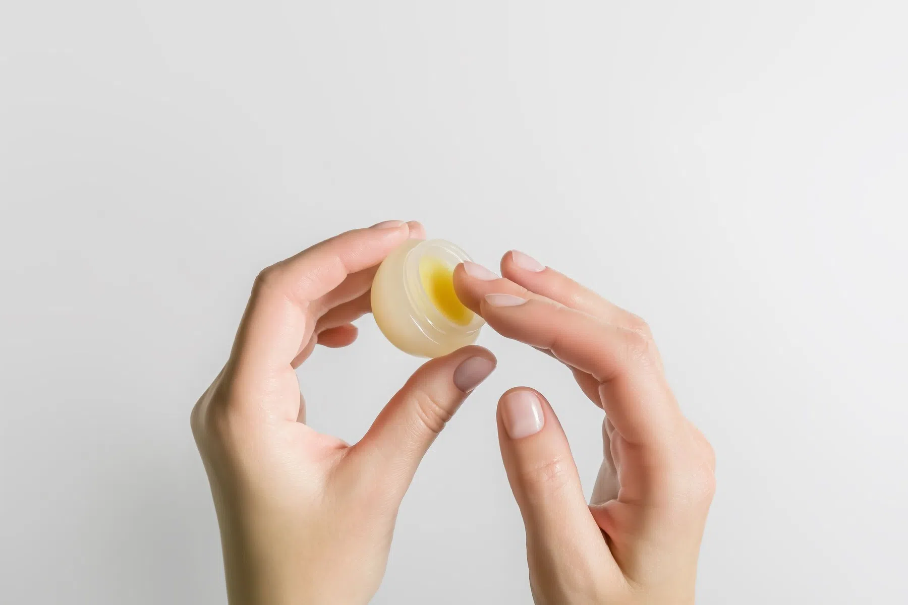 Solid parfum uitproberen