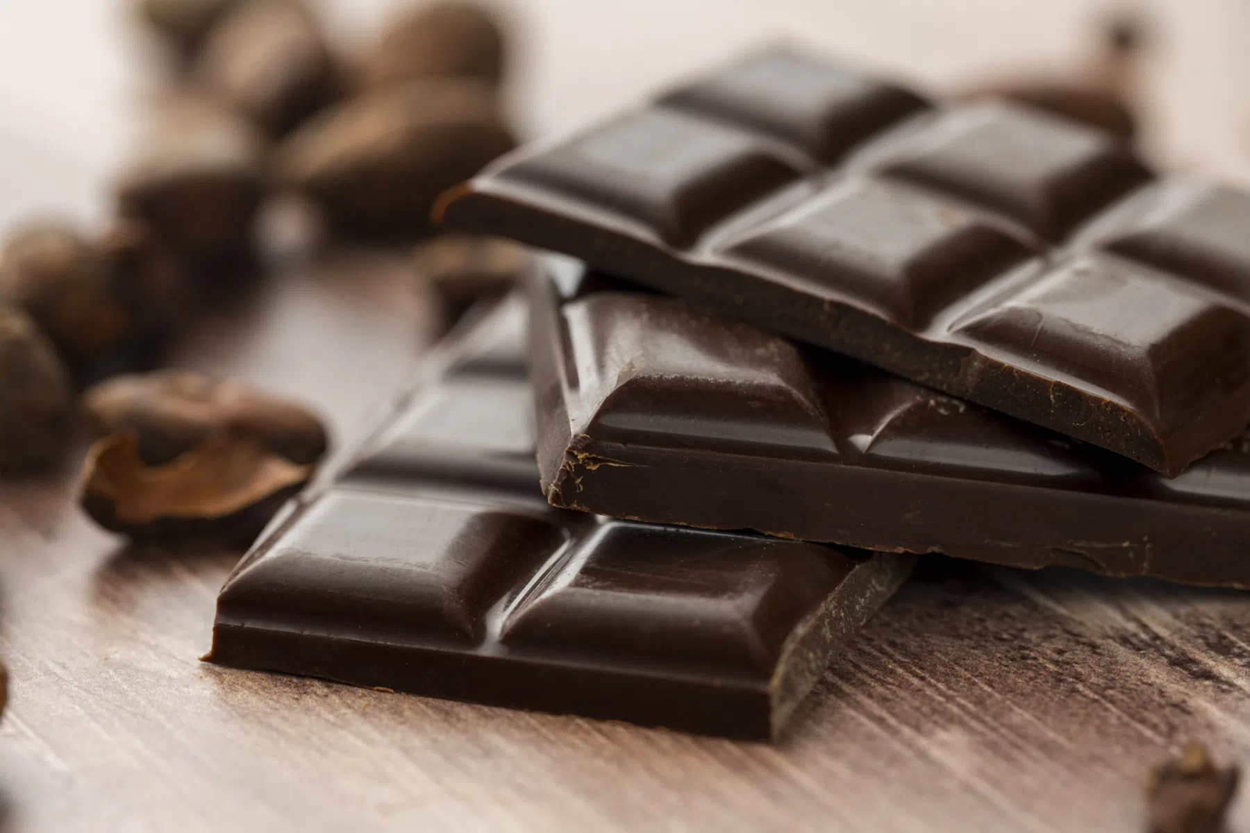 Dit zijn 7 gezondheidsvoordelen van pure chocolade