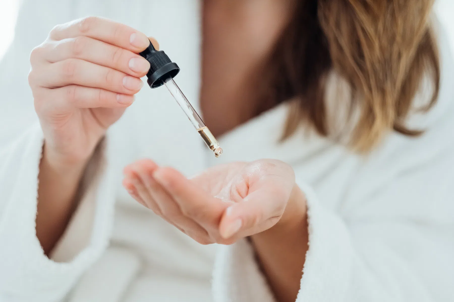 Zo voeg je hyaluronzuur toe aan je skincareroutine