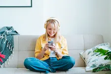 Thumbnail for article: WH tipt: 5 podcasts die je deze winter niet wil missen