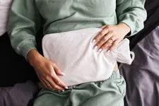 Thumbnail for article: Hoe kruiken en elektrische dekens je huid ongemerkt kunnen beschadigen