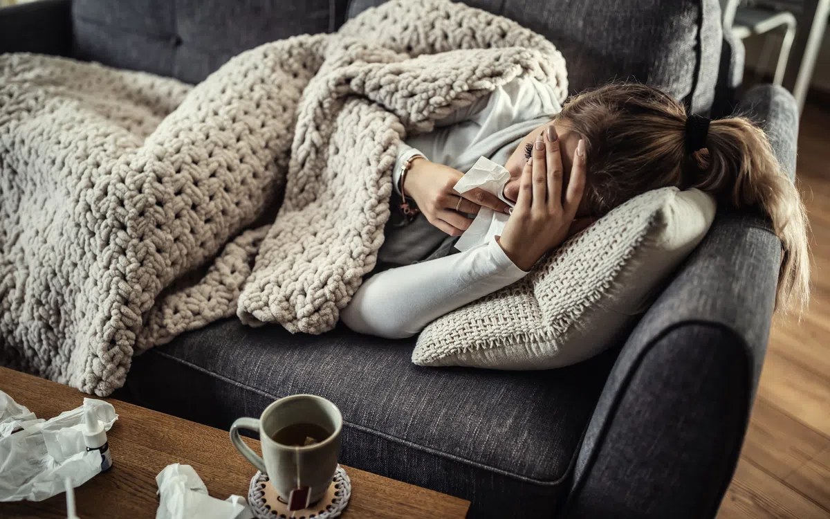 イギリスの「スーパーインフルエンザ」の症状は何ですか？