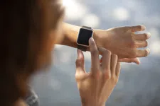 Thumbnail for article: Onderzoek: smartwatches spotten sneller hartritmestoornissen (ook zonder klachten)
