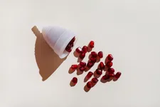 Thumbnail for article: Hevig bloedverlies bij vrouwen te vaak genegeerd, terwijl het déze ziekte kan zijn