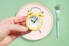 Thumbnail for article: Intermittent fasting: voor eens en altijd duidelijk hoe belangrijk het tijdstip is