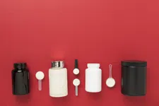 Thumbnail for article: De 7 belangrijkste soorten creatine op een rij, en welke je als vrouw het best kunt nemen