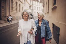 Thumbnail for article: Dit zijn vier tips om sterk en vitaal je zestiger jaren in te gaan