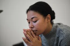 Thumbnail for article: Toxische liefde à la Wuthering Heights: wat maakt een relatie eigenlijk ongezond? 