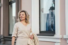 Thumbnail for article: 'Ik verloor 23 kilo zonder zware workouts: 7 wandeltrucs die helpen'