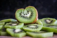 Thumbnail for article: Zo koel als een kiwi: waarom is dit fruit populair als natuurlijke verkoeler