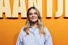 Thumbnail for article: Actrice Eva Laurenssen: ‘Wat vrouwen allemaal tegelijk dragen blijft me verbazen'