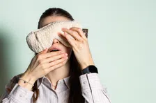 Thumbnail for article: ‘Twaalf uur vliegen heeft me iets geleerd: ik ben stiekem best goed in niks doen’