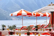 Thumbnail for article: Gezond eten op vakantie? Deze voedzame gerechten kun je bestellen als je op reis bent