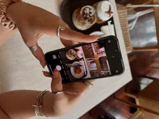 Thumbnail for article: AI-apps die calorieën tellen kunnen er wel 345 calorieën naast zitten – waarom je ze voorzichtig moet gebruiken